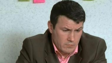 Кто-то испортил машину строптивого водителя, а он обвинил во всем юного любителя граффити 10.08.2014
