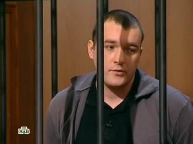 Мужчину обвиняют в жестоком убийстве соседей-молодоженов 09.03.2012