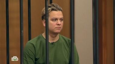 Студент украл дамскую сумочку и, пытаясь скрыться, чуть не убил полицейского 03.03.2016